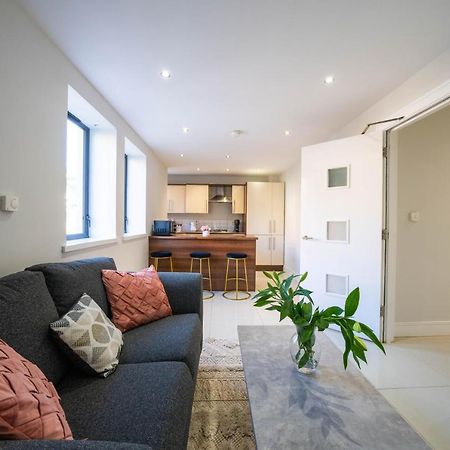 Botanic Apartment Sleeps 6 Belfast Extérieur photo